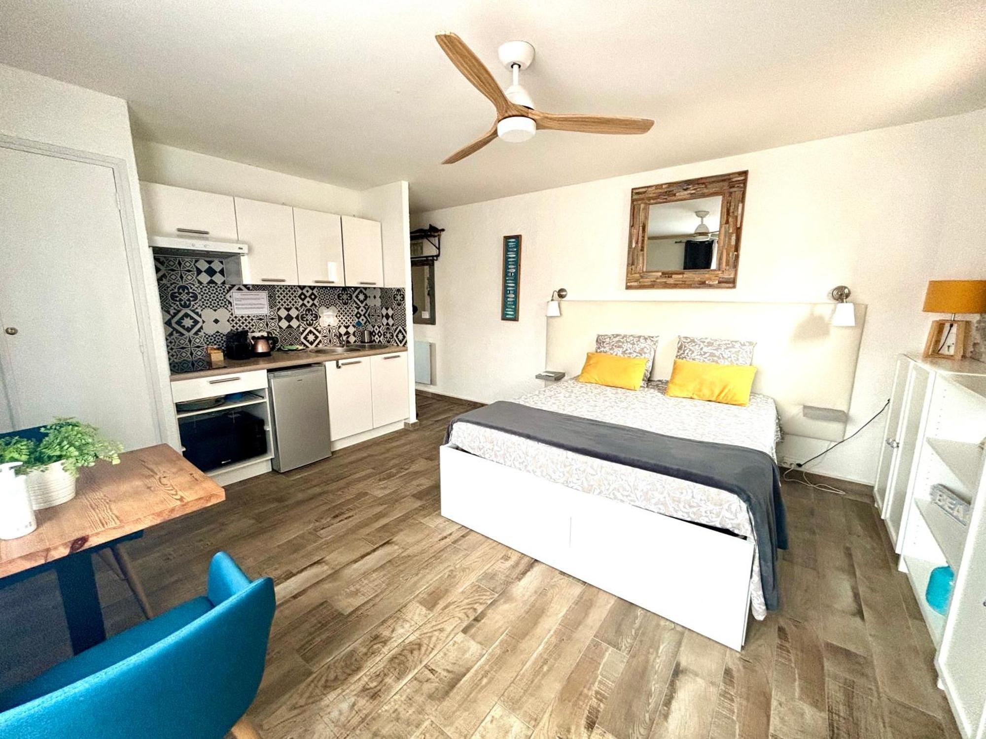 Studio Centre Plage Parking Gratuit Колюр Екстериор снимка